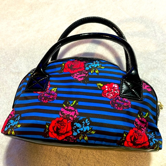 Betsey Johnson Black and Blue Floral Women's Bag - Picture 4 of 11